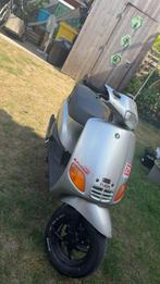 Type 3 A klasse, Fietsen en Brommers, Scooters | Piaggio, Ophalen, Zo goed als nieuw