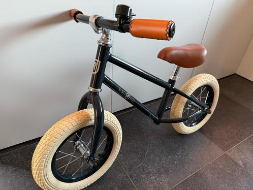 Rebel Kidz Classic loopfietsje - NIEUW IN DOOS - Marineblauw, Kinderen en Baby's, Speelgoed | Buiten | Voertuigen en Loopfietsen