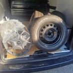 4 pneus Michelin Fiat Scudo neufs avec housses décoratives, Autos : Pièces & Accessoires, Pneus & Jantes, Neuf, 215 mm, 16 pouces