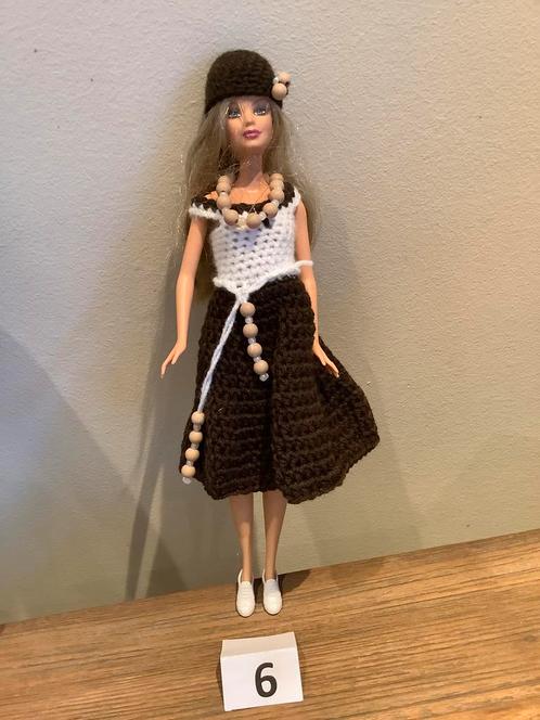 Barbie en ken kleedjes 3 € voor de pop 5€ voor de kleding, Kinderen en Baby's, Speelgoed | Poppen, Barbie, Ophalen of Verzenden