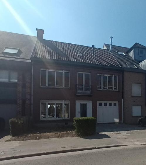 Grande maison entre pignons avec jardin et garage, Immo, Huizen en Appartementen te koop, 200 tot 500 m², Tussenwoning, E