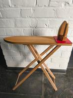 Houten strijkplank en strijkijzer, Kinderen en Baby's, Ophalen, Gebruikt, Meubelstuk of Keukentje