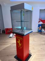 Vitrine Ferrari, Huis en Inrichting, Kasten | Vitrinekasten, Ophalen, Minder dan 50 cm, Zo goed als nieuw, Glas