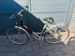 2 damens fietsen 1 Hollands model de andere wat sportiever, Fietsen en Brommers, Ophalen, Gebruikt