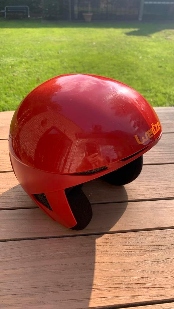 Rode kinder skihelm., Sport en Fitness, Skiën en Langlaufen, Gebruikt, Overige typen, Ophalen