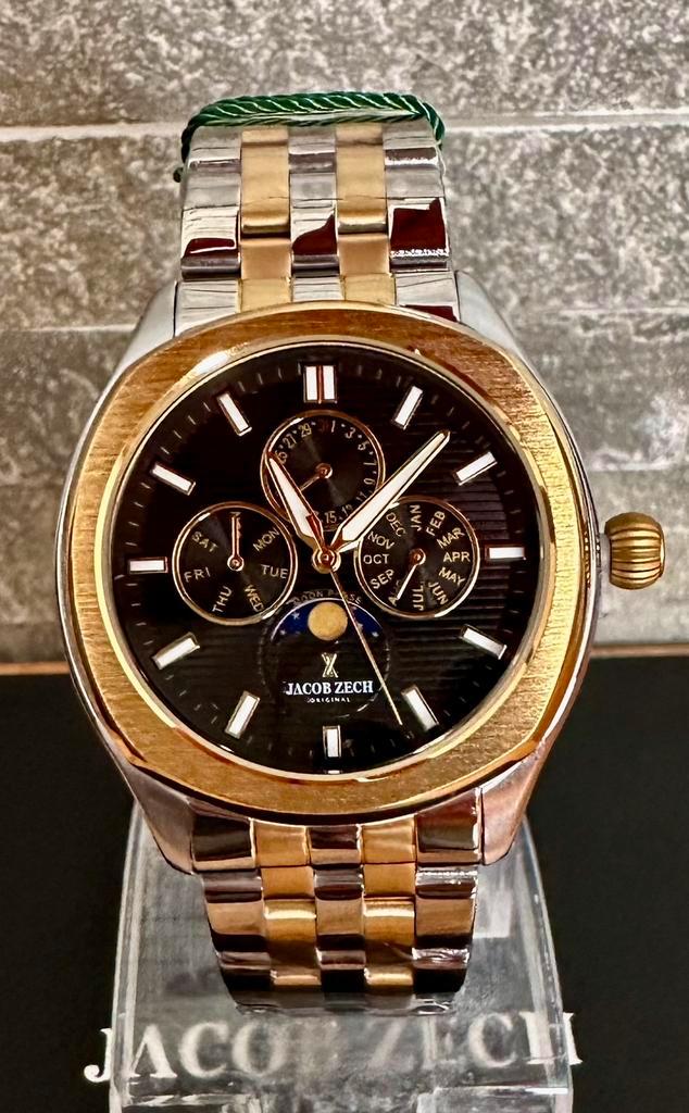 CHRONO SPORTS LUNAR JACOB ZECH  VAUT499€! 💯%NOUVEAU !, Bijoux, Sacs & Beauté, Montres de sport, Neuf, Enlèvement ou Envoi