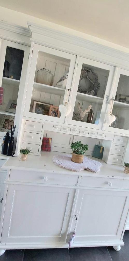 Landelijke witte kast 2,58 mtr breed !, Huis en Inrichting, Kasten | Vitrinekasten, Gebruikt, 200 cm of meer, 200 cm of meer, 50 tot 75 cm