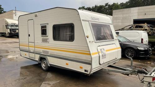 Caravan Knaus Sudwid, Caravans en Kamperen, Caravans, Bedrijf, tot en met 3, 750 - 1000 kg, Standaardzit, Knaus, 4 tot 5 meter