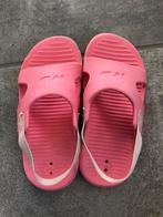 Watersandalen, Ophalen
