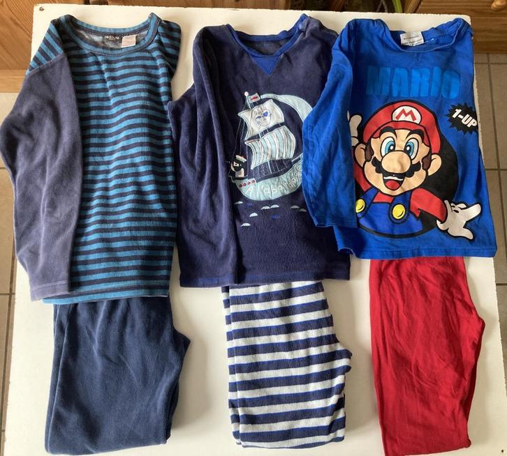 Pyjamas 7/8 ans (taille 122-128) - lot de 3 -, Kinderen en Baby's, Kinderkleding | Maat 122, Gebruikt, Jongen of Meisje, Nacht- of Onderkleding