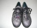 Mooie sportieve schoenen River Woods 40, Kleding | Dames, Schoenen, Sneakers, Grijs, River Woods, Ophalen of Verzenden