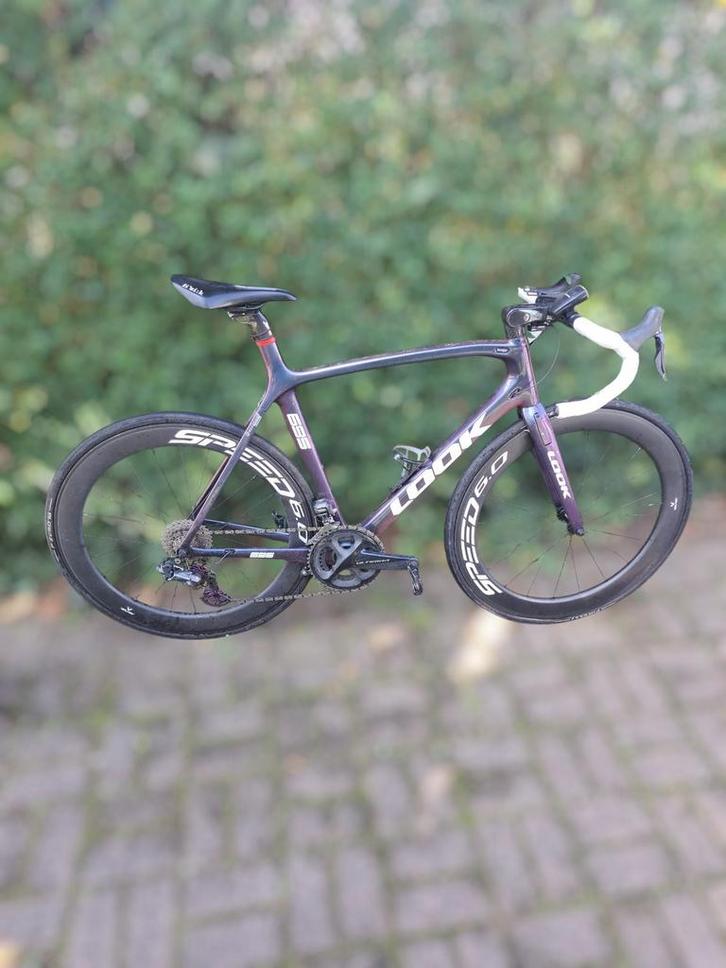 ‍️ Look 695 – Ultegra Di2 – Carbon wielen

Topklasse carb, Fietsen en Brommers, Fietsen | Racefietsen, Zo goed als nieuw, Carbon