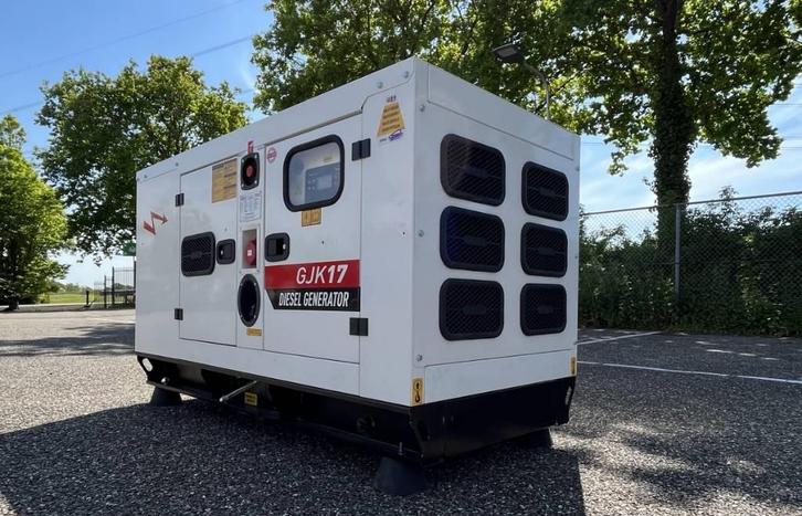 Kubota Generator GK17 15 kVA (bj 2023), Zakelijke goederen, Machines en Bouw | Aggregaten