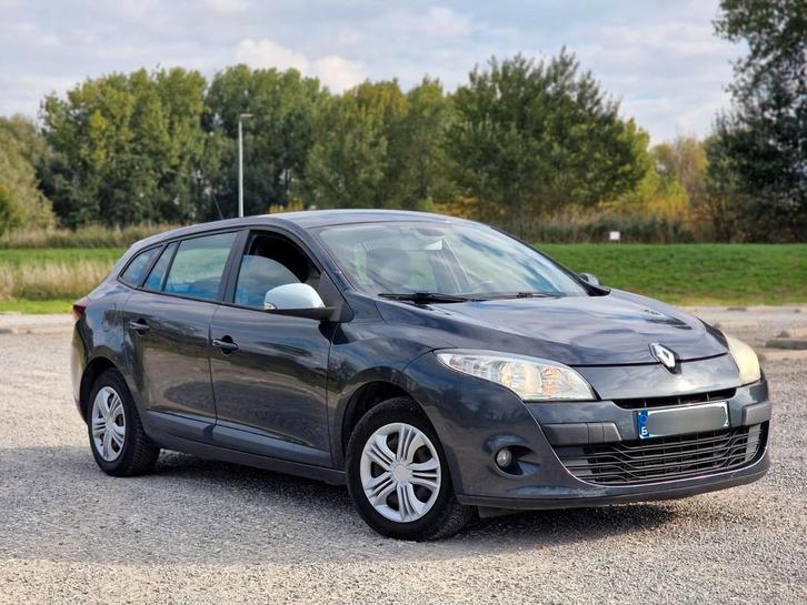 Renault Megane 1.5dCi 2010 Euro5 218.000KM GEKEURD VVK eu5, Auto's, Renault, Bedrijf, Te koop, ABS, Airbags, Airconditioning, Boordcomputer