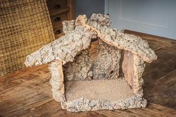 Kerststal uit kurk beschikbaar voor biedingen