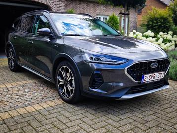 Ford Focus Active X Vignale hybride 155pk autm 30m garantie, Auto's, Leder, 5 deurs, 3 cilinders, 1000 cc