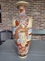 Grote handgeschilderde Japanse Satsuma vaas., Antiek en Kunst, Ophalen of Verzenden
