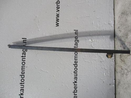 RUIT geleider links Ford Fiesta 2 (01-1983/11-1989), Auto-onderdelen, Ruiten en Toebehoren, Ford, Gebruikt