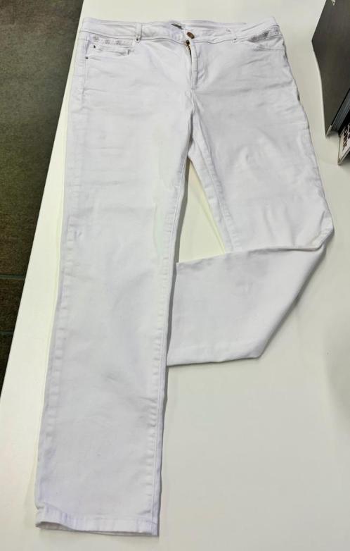 Pantalon blanc Armand Thiery - T 44, Kleding | Dames, Broeken en Pantalons, Zo goed als nieuw, Maat 42/44 (L), Wit, Ophalen of Verzenden