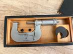 Micrometer 25-50 mm Carl-Zeiss, Bricolage & Construction, Instruments de mesure, Comme neuf, Distance, Enlèvement ou Envoi