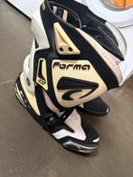 Motolaarzen maat 46, Ophalen