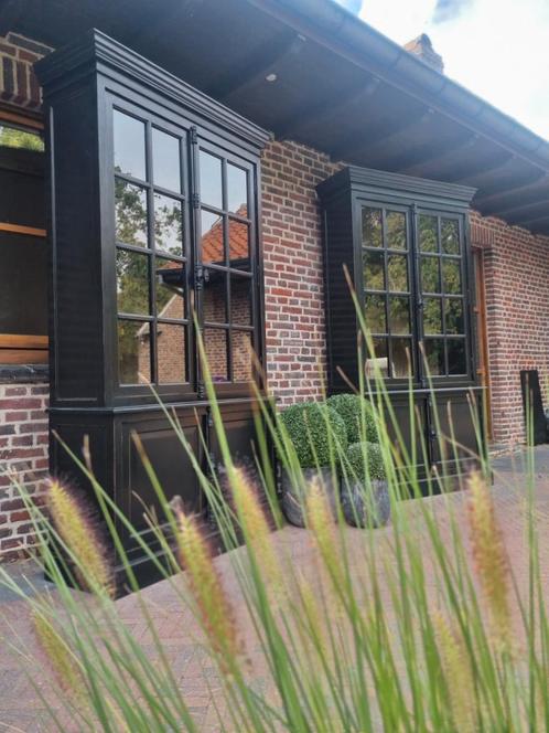 massief houten vitrinekast/buffetkast GRATIS LEVERING, Huis en Inrichting, Kasten | Vitrinekasten, Zo goed als nieuw, Ophalen of Verzenden