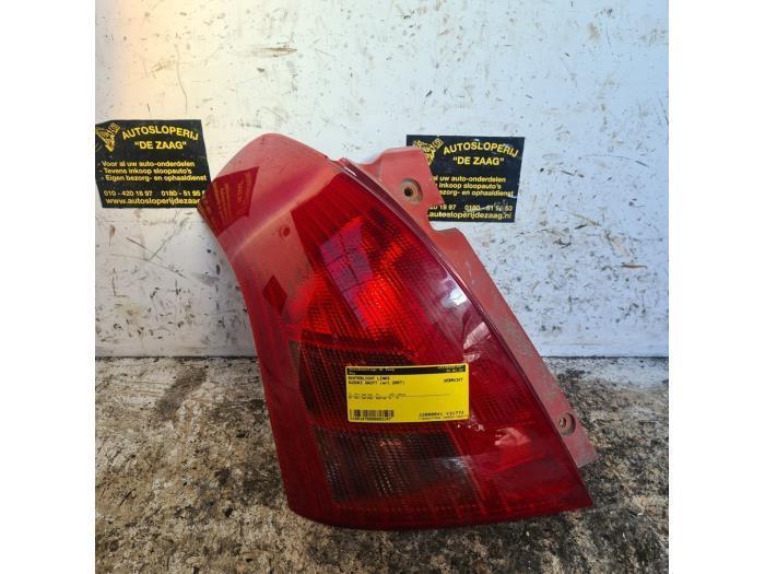 Achterlicht links van een Suzuki Swift, Auto-onderdelen, Verlichting, Suzuki, Gebruikt, 3 maanden garantie, Ophalen of Verzenden