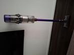 V11 dyson steelstofzuiger, Elektronische apparatuur, Stofzuigers, Ophalen, Zo goed als nieuw