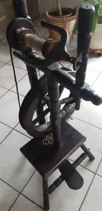 Mooi houten spinnewiel, Hobby en Vrije tijd, Spinnewielen en Spinnen, Ophalen, Zo goed als nieuw, Spinnewiel