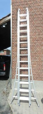 te koop driedelige aluminium ladder, Bricolage & Construction, Échelles & Escaliers, Comme neuf, Échelle, Enlèvement, Pliable ou rétractable/escamotable