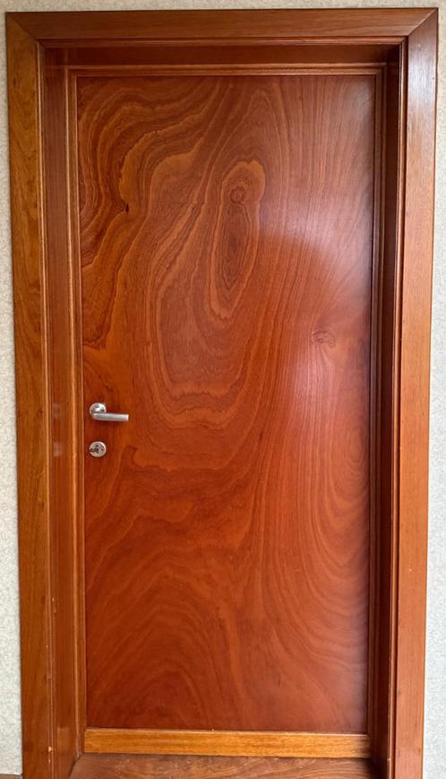 27 volhouten binnendeuren, Doe-het-zelf en Bouw, Deuren en Vliegenramen, Gebruikt, Binnendeur, 200 tot 215 cm, 80 tot 100 cm, Glas
