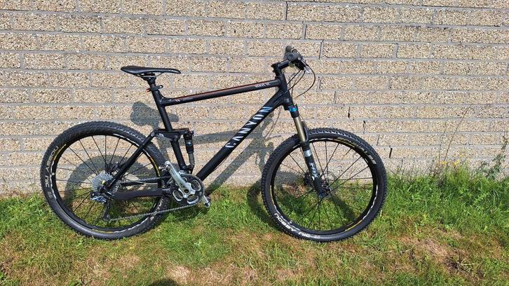 Canyon nerve xc 9.0, Fietsen en Brommers, Fietsen | Mountainbikes en ATB, Zo goed als nieuw, Heren, 45 tot 49 cm, Fully, Ophalen