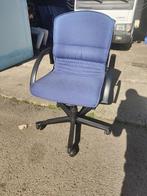 28 bureaux avec chaises comprise, Ophalen, Zo goed als nieuw, Bureau