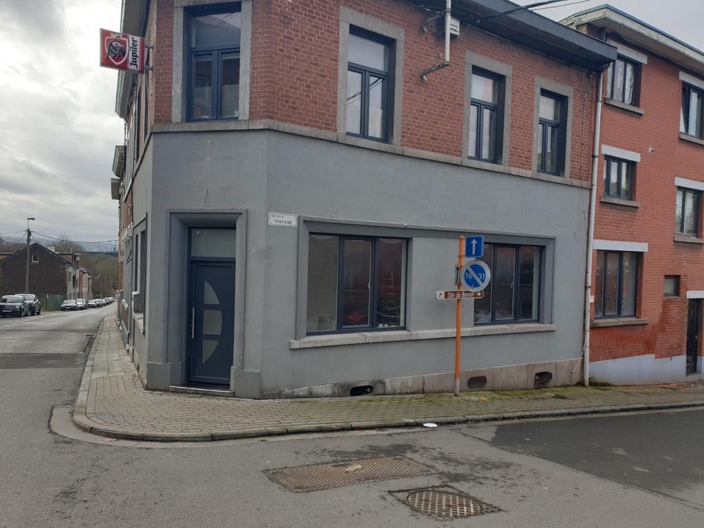 Grand rez-de-chaussée commercial Tilleur, Immo