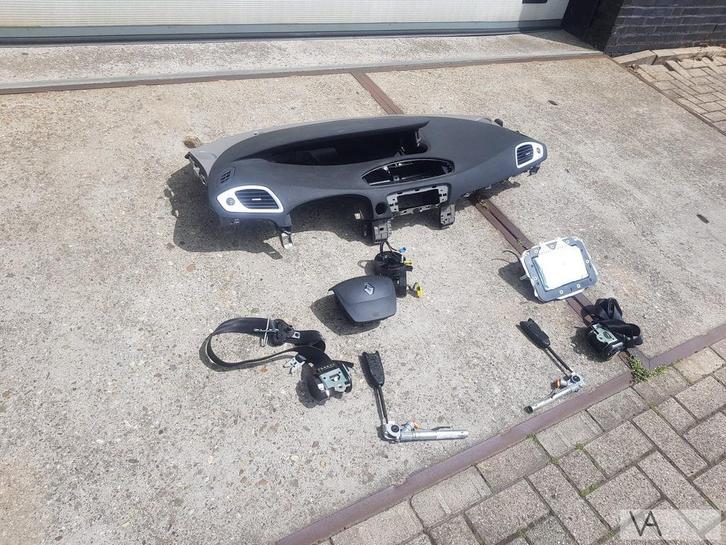 Renault Scenic 2009 - 2015 airbag set met dashboard €150, Auto-onderdelen, Dashboard en Schakelaars, Renault, Gebruikt, Ophalen of Verzenden