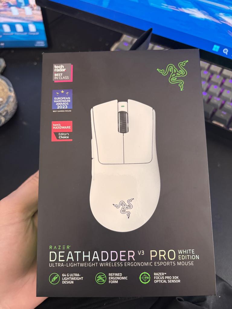 Deathadder v3 PRO White edition, Computers en Software, Muizen, Ophalen, Rechtshandig, Muis, Gaming muis