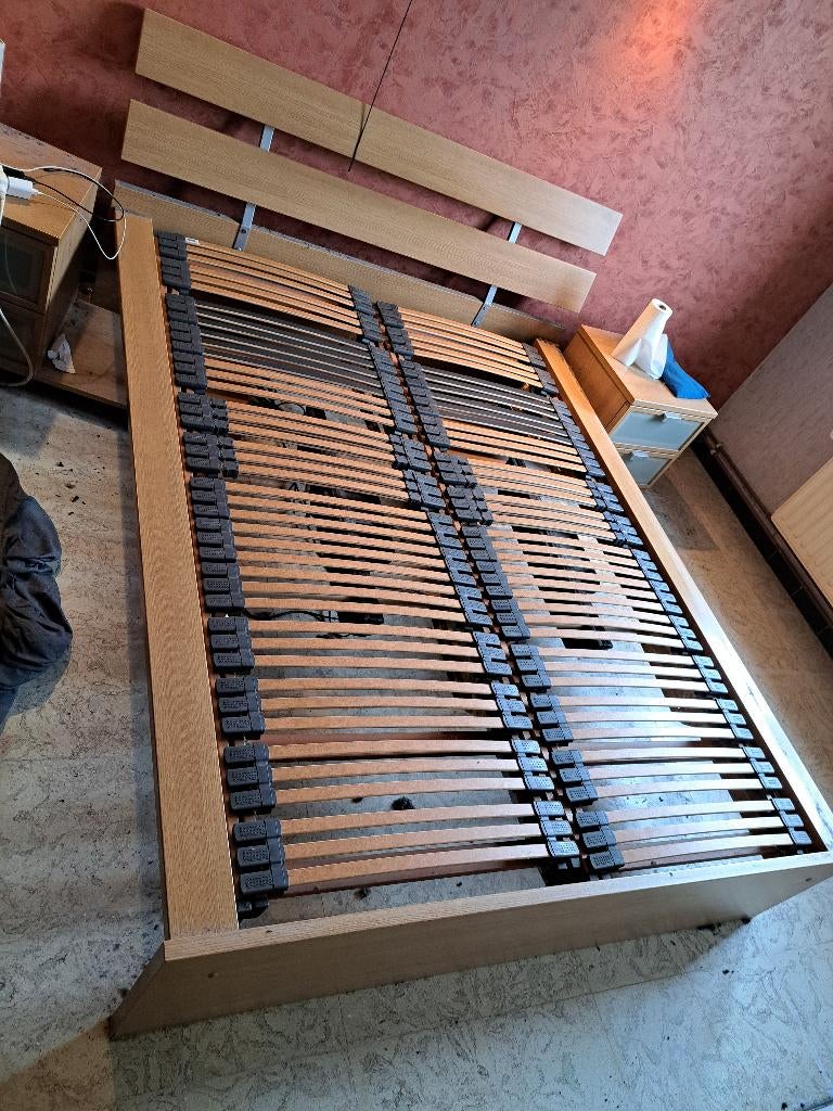 Cadre de lit et sommiers à lattes 200x160, Maison & Meubles, Enlèvement, Utilisé, 200 cm, Bois