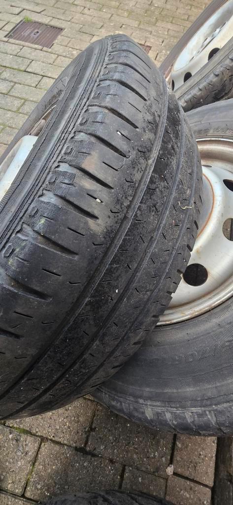 Stalen velgen 215 70 r15 4 stuks zomerbanden, Auto-onderdelen, Banden en Velgen, Ophalen