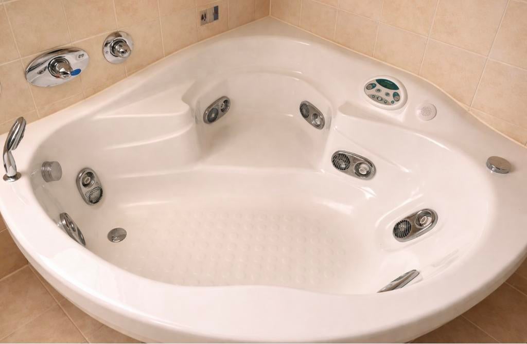 Werken bubbelbad 140x140 + lavabomeubel, Ophalen, Gebruikt, Wasbak of Wastafel