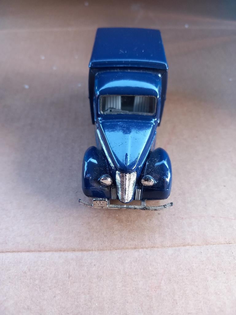 Dinky Commer c., Hobby & Loisirs créatifs, Enlèvement ou Envoi, Comme neuf, Bus ou Camion