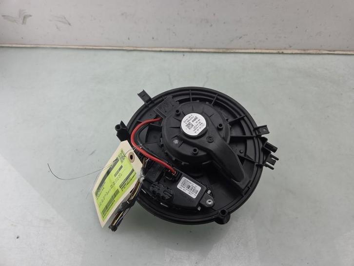 VENTILATEUR RADIATEUR MOTEUR Volkswagen Tiguan (AD1), Autos : Pièces & Accessoires, Climatisation & Chauffage, Volkswagen, Utilisé