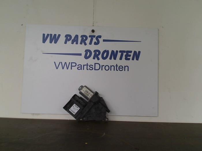 Moteur de vitre portière d'un Volkswagen Golf, Autos : Pièces & Accessoires, Volkswagen, -, 3 mois de garantie, Utilisé