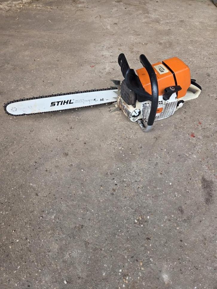 Stihl MS 460 Kettingzaag 50 cm, Doe-het-zelf en Bouw, Gereedschap | Zaagmachines, Gebruikt, Kettingzaag, 1200 watt of meer, 30 tot 70 mm