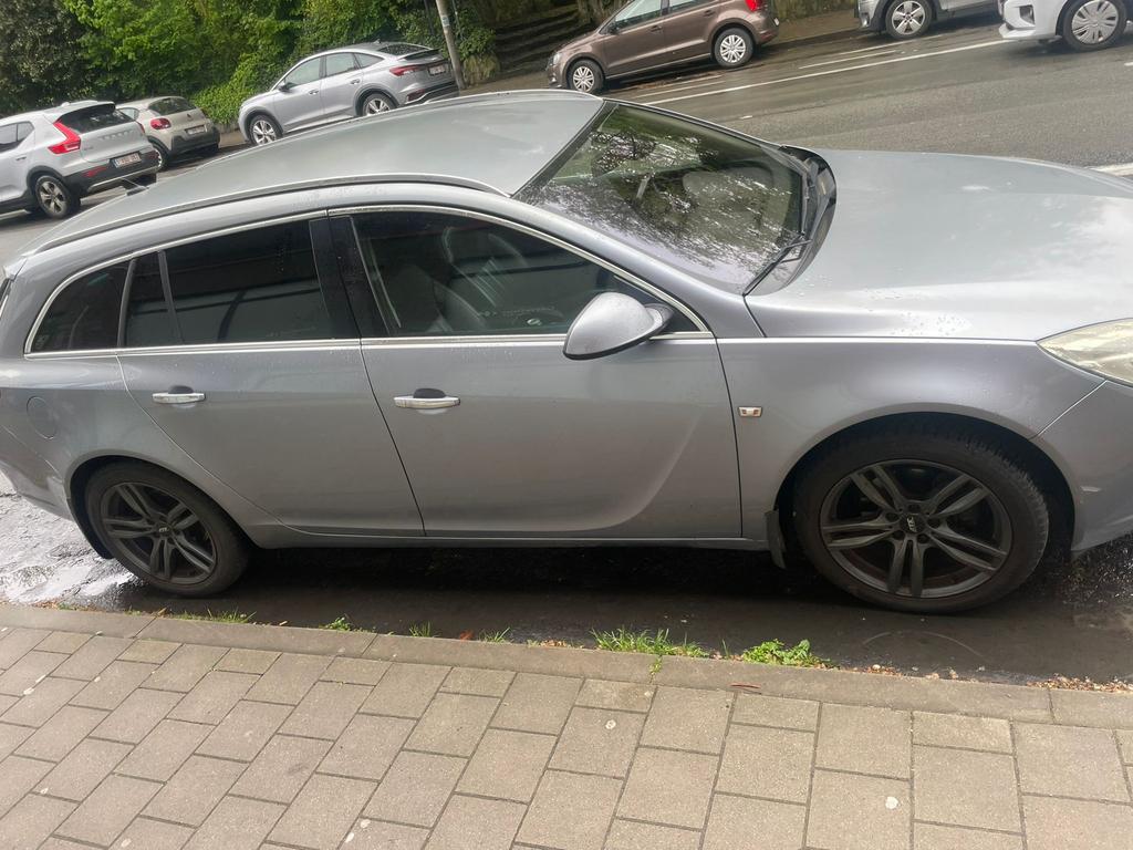 Opel insignia, Auto's, Opel, Bedrijf, Insignia, Diesel, Euro 5, Berline, 5 deurs, Automaat, Zilver of Grijs, Grijs, Ophalen