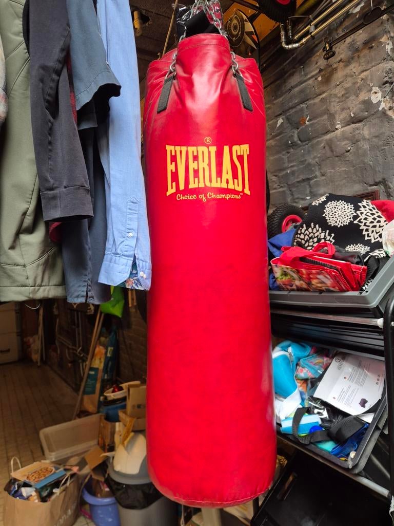 Everlast bokszak, Enlèvement, Sac de boxe