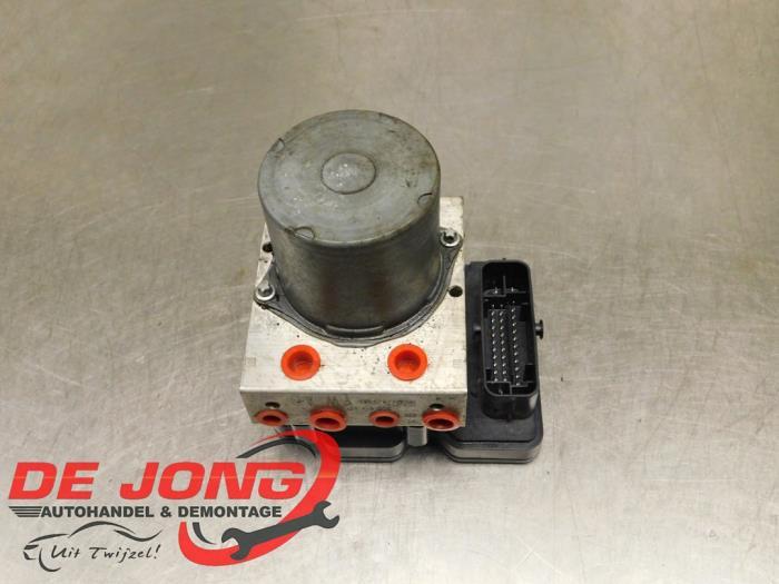 ABS Pomp van een Volkswagen Polo, Gebruikt, -, Volkswagen, -