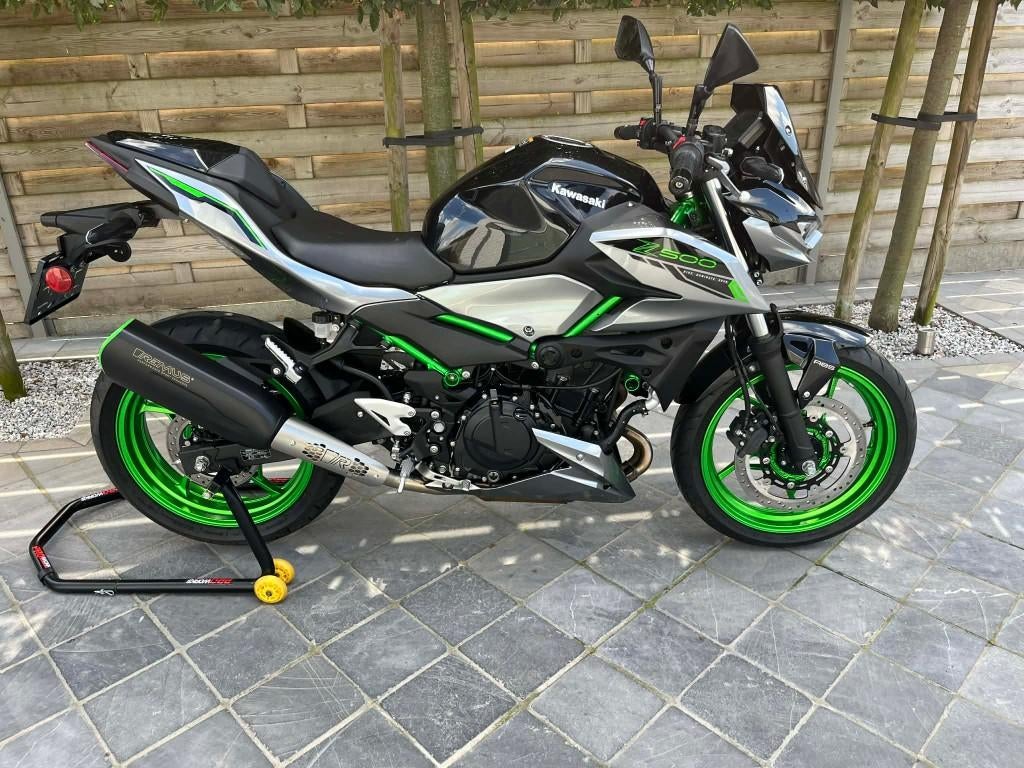 KAWASAKI Z500se  **performance pack** 850km **1/2026**, Entreprise, 2 cylindres, Permis Moto A2 minimum, Éclairage LED