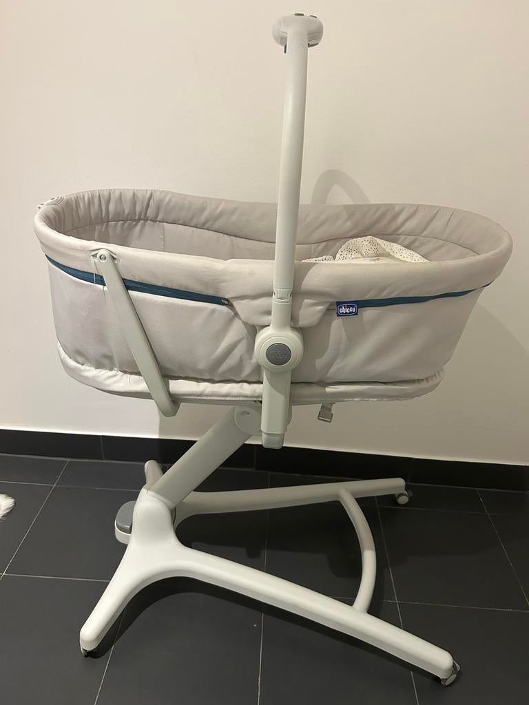 Chicco wieg met muziek, licht & verstelbare hoogte, Enfants & Bébés, Berceaux & Lits, Comme neuf, Berceau, Enlèvement