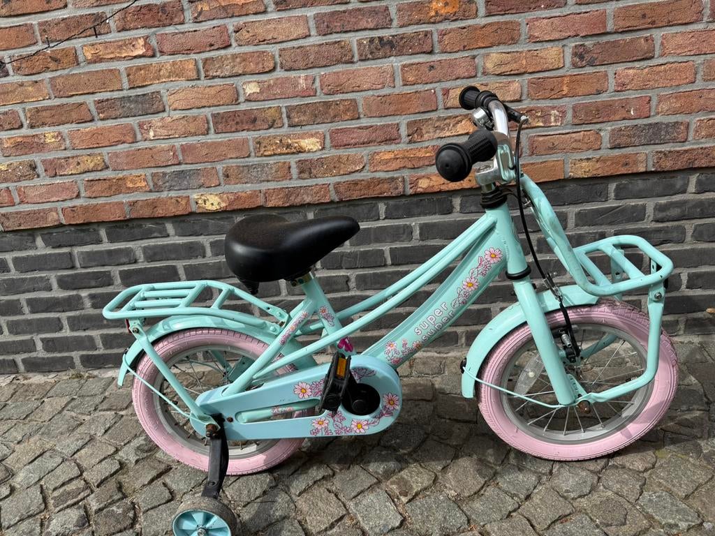 Degelijke meisjesfiets 14 inch, Ophalen, Zo goed als nieuw