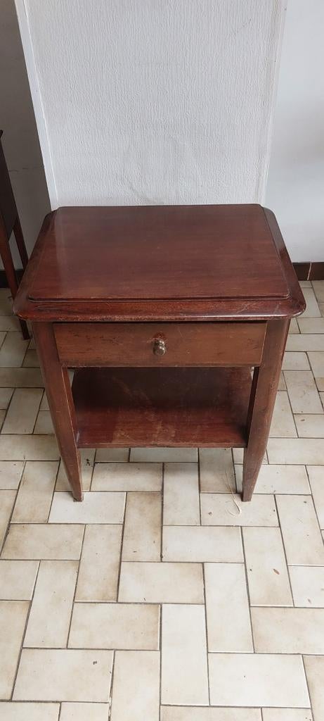 Petit meuble avec tiroir, Antiquités & Art, Enlèvement